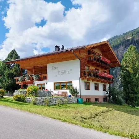 Haus Veidlis, Familie Obkircher * Sankt Jakob in Defereggen