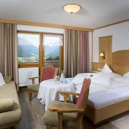 Haus Veidlis, Familie Obkircher