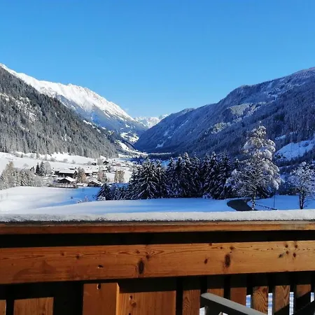 Haus Veidlis, Familie Obkircher Maison d'hôtes Sankt Jakob in Defereggen