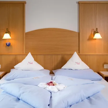 Haus Veidlis, Familie Obkircher 4*