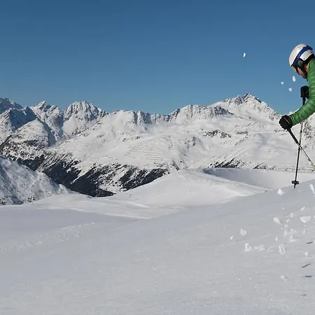 Haus Veidlis, Familie Obkircher Maison d'hôtes